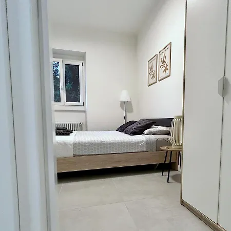The Charming - Few Steps From The Lake! Apartamento